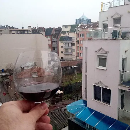 просторен и добре обзаведен апартамент Oborishte 39 Str Apartment