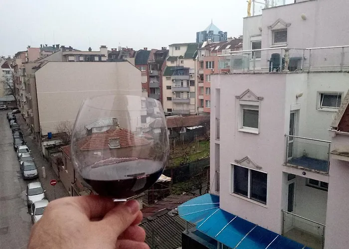 просторен и добре обзаведен Oborishte 39 Str Apartment